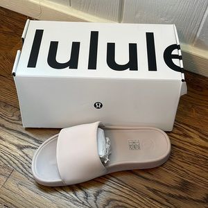 Lululemon Slides. NEW IN BOX